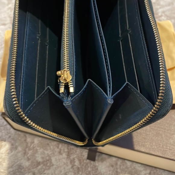 LOUIS VUITTON VERNIS ZIPPY WALLET - Picture 6 of 11